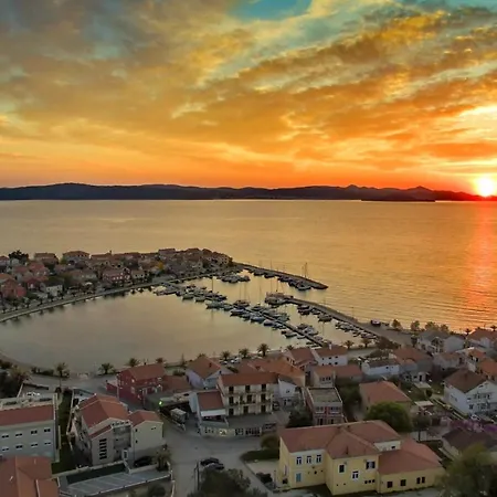 With A Parking Space Bibinje, Zadar - 15178 Apartamento Bibinje